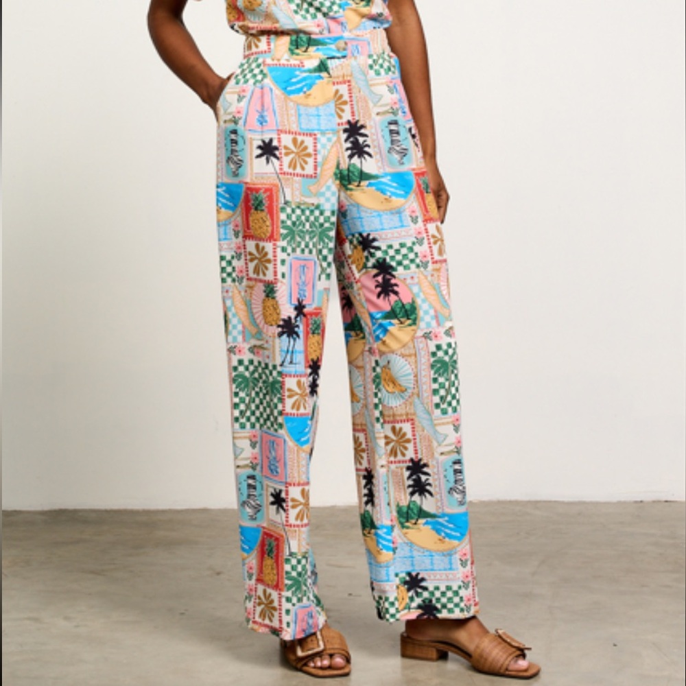 New w tags. Colorful Patterned Women's Pants. Skies are Blue. Multiple sizes